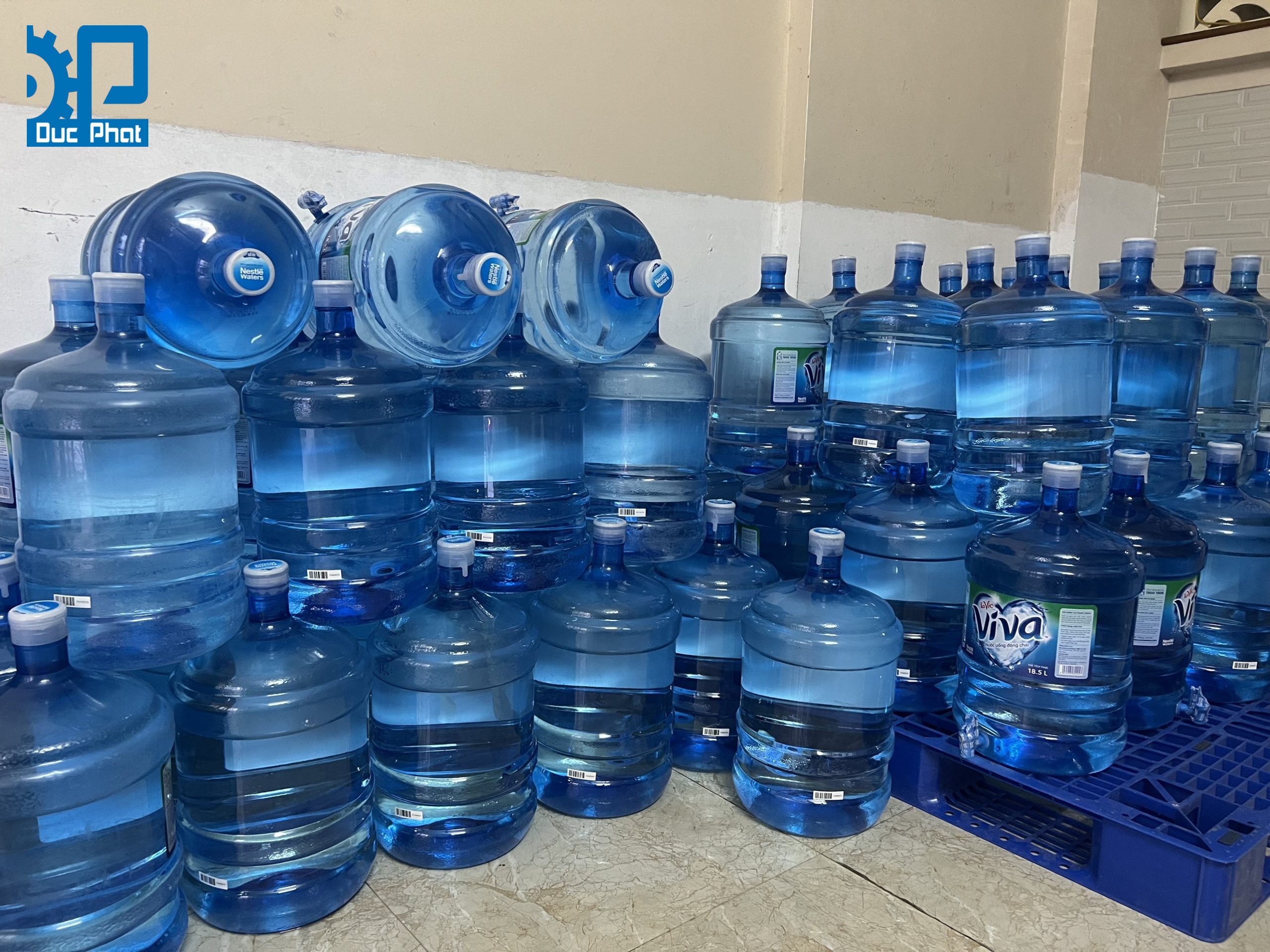 Nước tinh khiết đóng bình Nước tinh khiết đóng bình